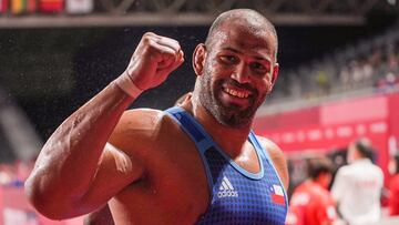 Yasmani Acosta est¨¢ en semis: Chile ir¨¢ por una medalla en la lucha