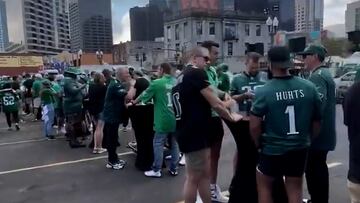 Philadelphia Eagles fans electrify Super Bowl stadium with unstoppable ‘Birds’ takeover