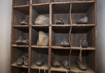 El museo del Torino está en Grugliasco, a las afueras de Turín. Es una joya y son los voluntarios los que lo mantienen en pie. Ocupa una gran mansión y en las dos plantas uno se hace a la idea de lo que es este club. 