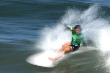 Otra de las sorpresas del da. La japonesa elimin a la brasile?a Tatiana Weston-Webb y luchar por un puesto en semifinales contra la campeona del mundo Sally Fitzgibbons.