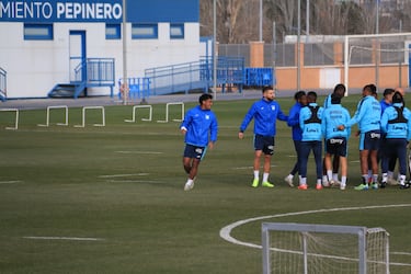 Nastasic y Tapia vuelven a calzarse las botas tras su lesin