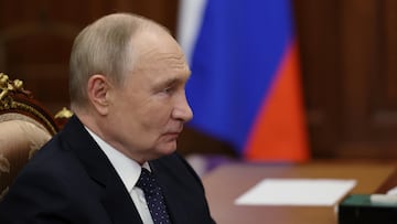 Russian President Vladimir Putin attends a meeting with Head of the Federal Tax Service Daniil Egorov in Moscow, Russia November 21, 2024. Sputnik/Vyacheslav Prokofyev/Pool via REUTERS ATTENTION EDITORS - THIS IMAGE WAS PROVIDED BY A THIRD PARTY.