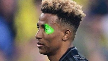 Incidente con láser en el derbi turco: un aficionado sancionado por apuntar a Gedson Fernandes