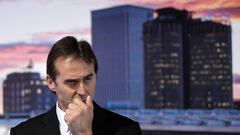 Real MadridxB4s newly appointed coach Julen Lopetegui gives a speech during his official presentation at the Santiago Bernabeu stadium in Madrid on June 14, 2018.
 Just a day after he was sacked on the eve of the World Cup, former Spain coach Julen Lopete