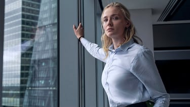 La serie revelación del año tiene a la nueva Lara Croft y se puede ver en un par de tardes