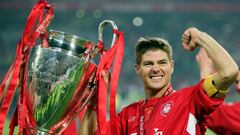 Leyendas del fútbol: 10 golazos de Gerrard en el Liverpool
