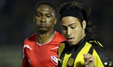 Iván Vélez: estuvo en Independiente en 2010. Jugó 19 partidos con el equipo argentino.