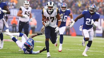 EAST RUTHERFORD, NJ - NOVEMBER 05: Robert Woods #17 of the Los Angeles Rams scores a touchdown as Nat Berhe #29 of the New York Giants misses the tackle in the second quarter during their game at MetLife Stadium on November 5, 2017 in East Rutherford, New Jersey.   Al Bello/Getty Images/AFP
 == FOR NEWSPAPERS, INTERNET, TELCOS &amp; TELEVISION USE ONLY ==