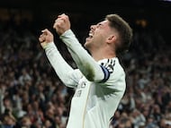 Soccer Football - UEFA Champions League - Round of 16 - First Leg - Real Madrid v Manchester City - Santiago Bernabeu, Madrid, Spain - March 11, 2026 Real Madrid's Federico Valverde celebrates scoring their first goal REUTERS/Violeta Santos Moura