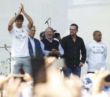 Las fan zone de Real Madrid y Atlético estuvieron muy animadas