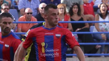 Alex Diez con el Extremadura.