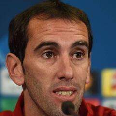 Godín: "A Vardy no hay que dejarle espacio alguno"