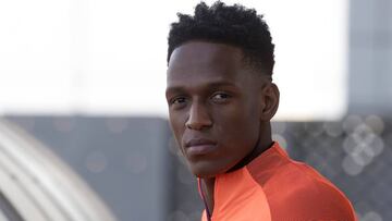 Yerry Mina presenta ex&aacute;menes m&eacute;dicos con el Everton en Barcelona. Todo listo para su fichaje 