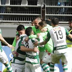 Temuco gana en casa y hunde más a la Católica de Salas