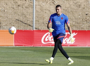 Grbic: “Simeone habla en positivo conmigo y con los que no juegan”