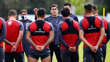 La primera regla de Quinteros: "No le regalaré el puesto a nadie"