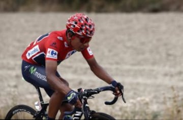 Nairo Quintana se fortalece en el liderato de la Vuelta a España.