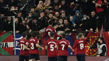 Chimy, celebrando el gol ante el Bar&ccedil;a