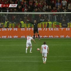 Portugal se salvó de una buena y Cristiano no se contuvo: la reacción de alivio que le define