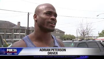 Adrian Peterson le dio la sorpresa de su vida a un reportero