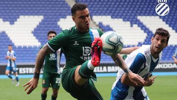 Raúl de Tomás y Javi López en el simulacro del Espanyol para LaLiga.