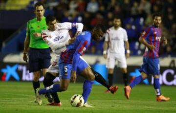 José Antonio Reyes y Kalu Uche.