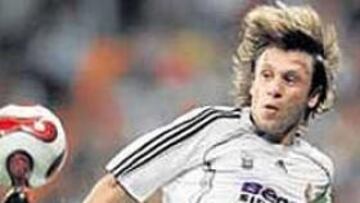 Cassano estuvo muy activo