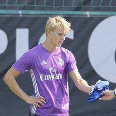 Zidane tiene en su mano el futuro de Odegaard