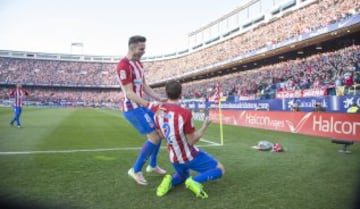 Gol 1-1 de Godín