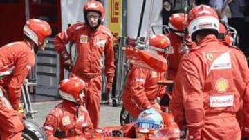 <b>TRABAJANDO PARA EL TÍTULO. </b>Todos los integrantes de Ferrari lo están dando todo para ganar.