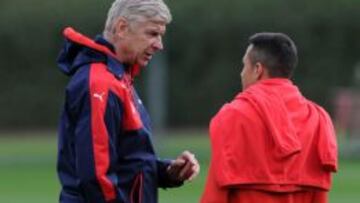 Wenger pone en duda presencia de Sánchez ante Everton