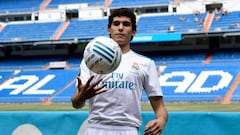 Vallejo presented at the Bernabéu: 'This is the best club in the world'