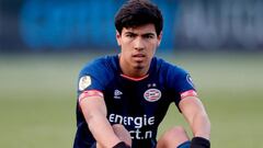 Mexico international Gutiérrez could leave PSV Eindhoven and sign for Chivas, who are in talks with the 28-year-old midfielder.