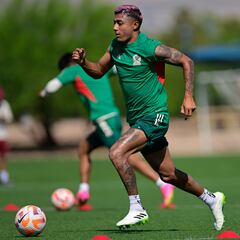 Julián Araujo, entre los laterales más rápidos de España