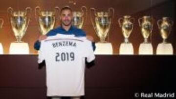 Benzema renueva con el Real Madrid hasta junio de 2019