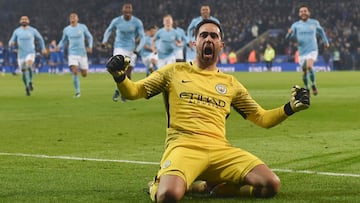 Claudio Bravo, leyenda chilena, se retira del fútbol: edad, títulos, reacciones y mensajes tras el anuncio, en vivo
