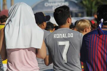 Los aficionados colmaron el Hard Rock Stadium de Miami para disfrutar de El Cl¨¢sico entre Real Madrid y Barcelona.