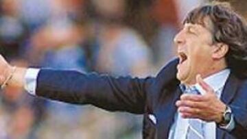 <b>A POR TODAS. </b>Enrique Martín quiere más para el Numancia.