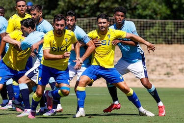 David García se viste de ariete para derrotar a Las Palmas