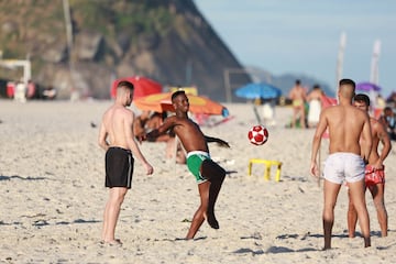 Vinicius having holiday fun on the Rio beaches