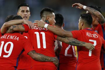 Chile visitó a Rumania en su último partido amistoso antes de Copa Confederaciones.