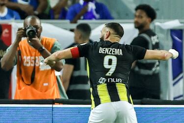 Chelsea to offer Karim Benzema a lifeline?
