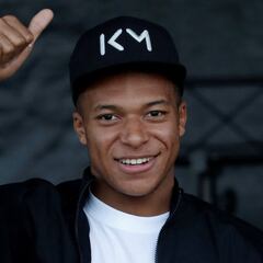 Kylian Mbappé to announce decision on future next month