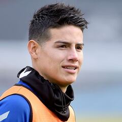 Prensa inglesa elogia a James