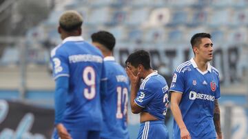 Futbol, Ohiggins vs Universidad de Chile.
Fecha 19, campeonato Nacional 2022.
Los jugadores de Universidad de Chile se lamentan luego de perder contra Ohiggins durante el partido por la primera division disputado en el estadio El Teniente.
Rancagua, Chile.
24/07/2022
Felipe Zanca/Photosport

Football, Ohiggins vs Universidad de Chile.
19th date, 2022 National Championship.
Universidad de ChileÕs players reacts after loosing against Ohiggins during the first division match held at El Teniente stadium.
Rancagua, Chile.
07/24/2022
Felipe Zanca/Photosport