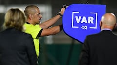 El polémico juez del Uruguay-Chile volverá a dirigir a la Roja