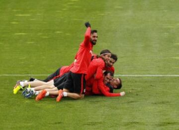 Gran ambiente entre los jugadores. 