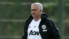 Mourinho says Manchester United are not in the title race