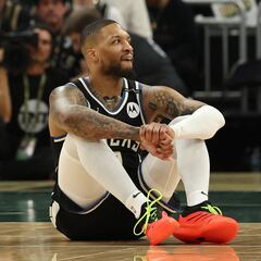 Who wins here? Bucks let Lillard go, sign Turner to $107 million mega-contract