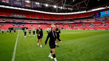 Las jugadoras de Inglaterra en Wembley.